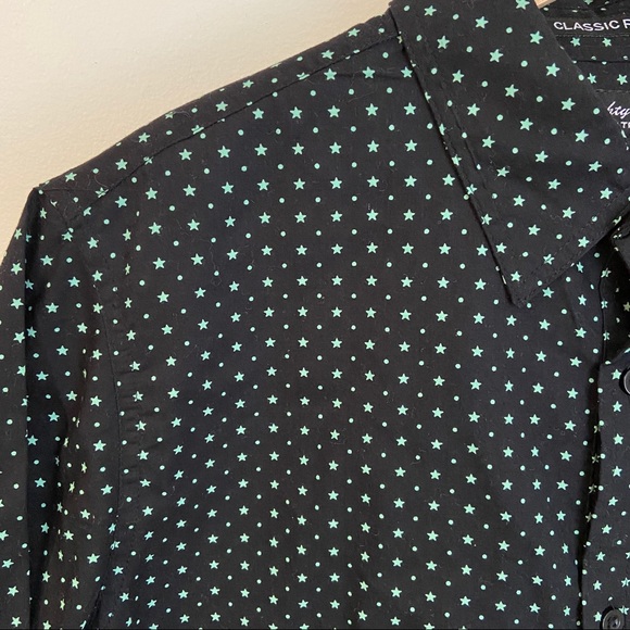 Star Pattern Button Up - Picture 3 of 4